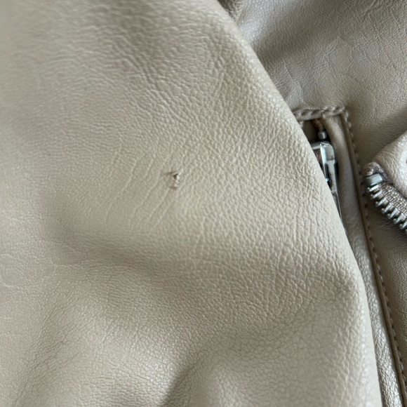Forever 21 Belted Moto Jacket NWT Taupe Beige S Faux Leather NICKS/FLAW SEE PICS - Picture 13 of 14